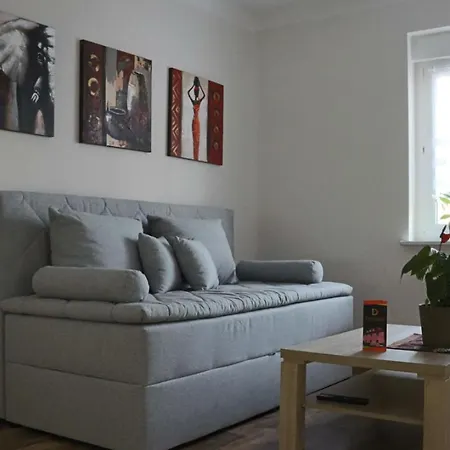 Fewo Gaesteunterkunft Drathschmidt Senftenberg Buitenkant foto